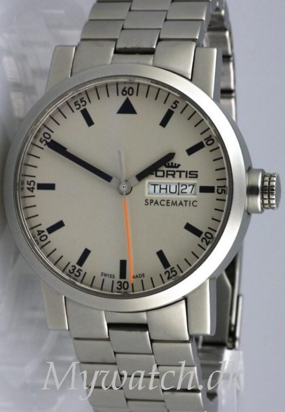 Solgt - Fortis Spacematic Day-Date automatic-0