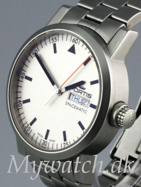 Solgt - Fortis Spacematic Day-Date automatic-21811
