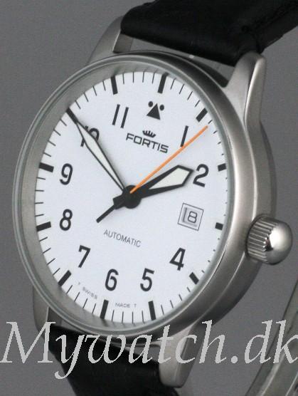 Solgt - Fortis Flieger Automatic-21788