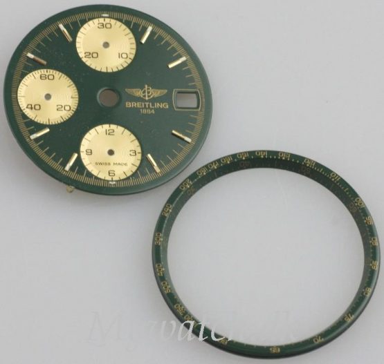 Breitling Chronomat dial-22047